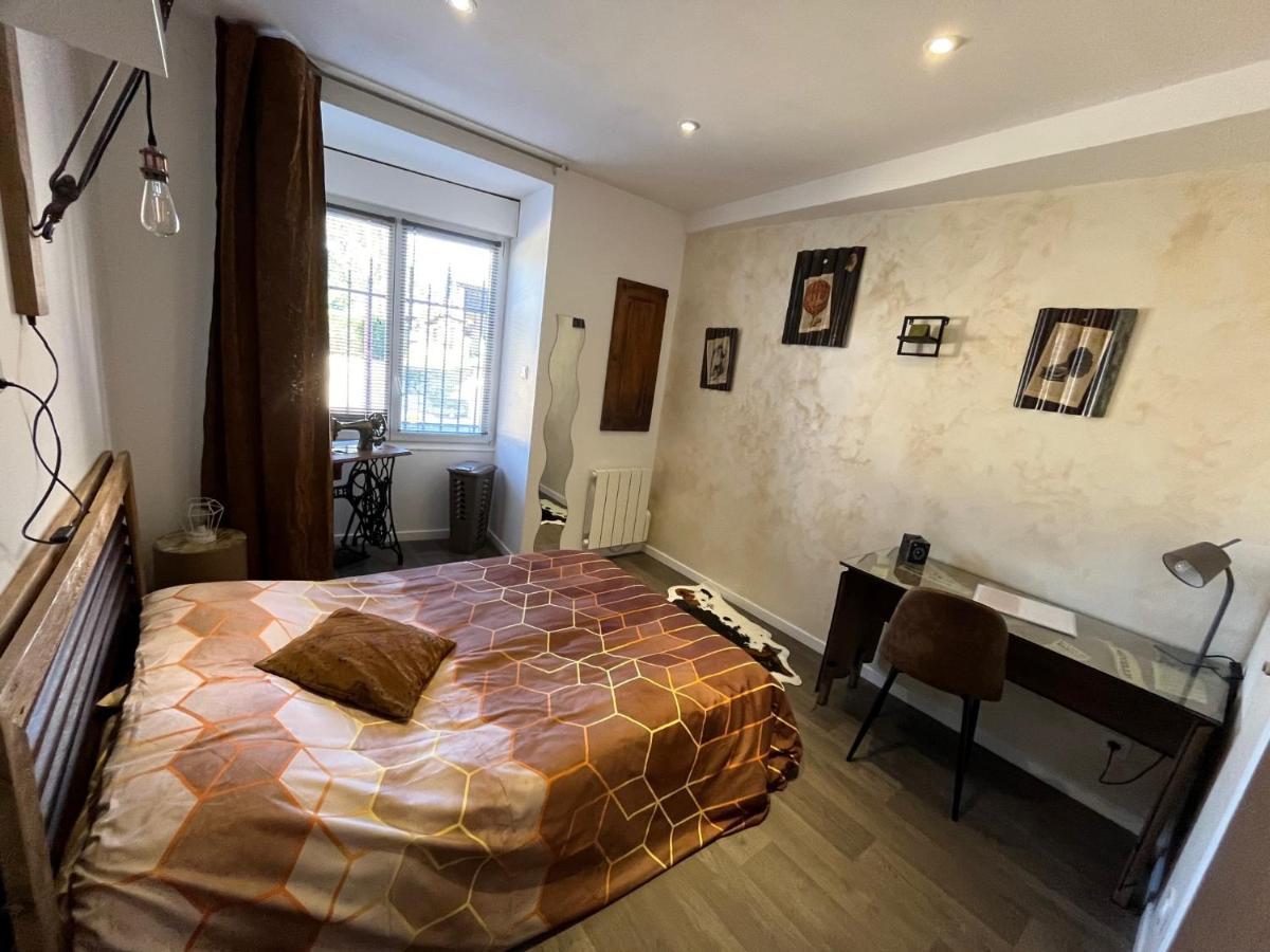 Chambres D'Hotes A La Forge Du Coglais La Selle-en-Cogles Екстериор снимка